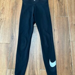 Nike Women’s Black Ankle Leggings Elastic Waist Stretch Size XS